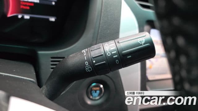 Ford Explorer 5세대, 2015 17