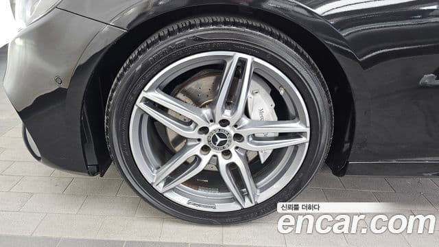 Mercedes-Benz E-класс W213 AMG Line, 2018 все фото