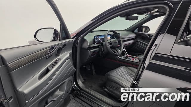 Genesis GV80 чёрный, 2025 10
