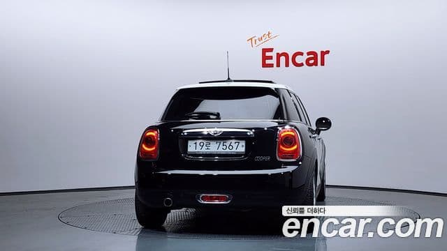 Mini Cooper 3세대, 2015 4