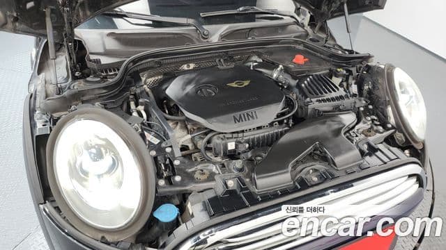 Mini Cooper 3세대, 2015 6