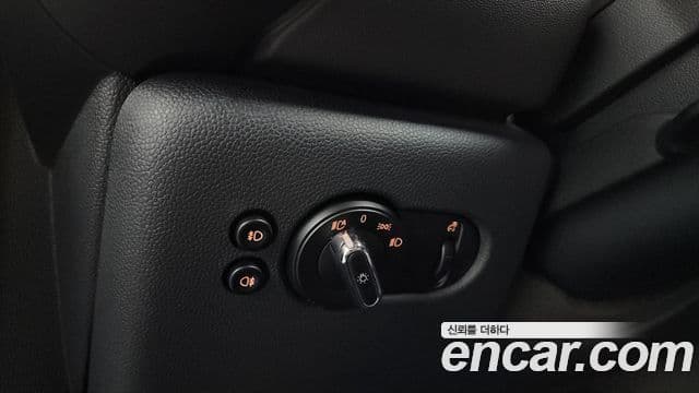 Mini Cooper 3세대, 2015 14