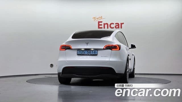 Tesla модель Y Long Range AWD, 2021 4