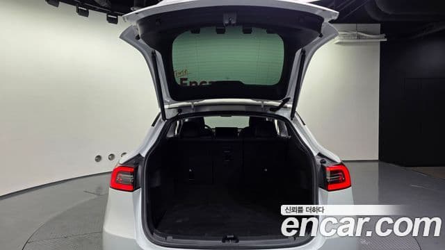 Tesla модель Y Long Range AWD, 2021 20