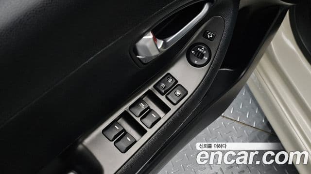 Kia All New Morning Luxury, 2013 19