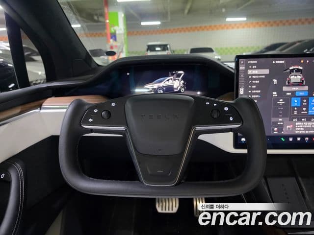 Tesla модель X, 2023 14