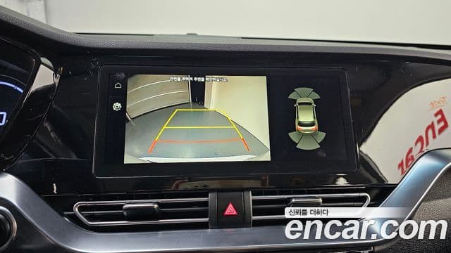 Kia Niro Plus Air (таксомоторный тип), 2023 15