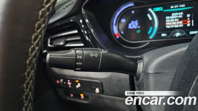 Kia Niro Plus Air (таксомоторный тип), 2023 16