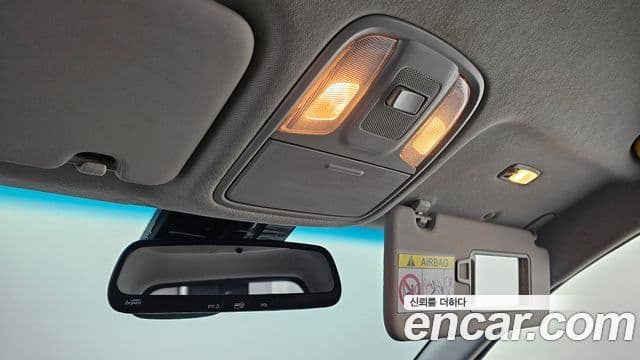 Kia Niro Plus Air (таксомоторный тип), 2023 18