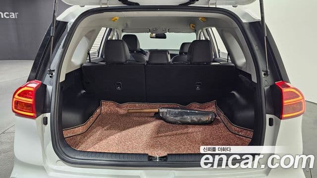 Kia Niro Plus Air (таксомоторный тип), 2023 20