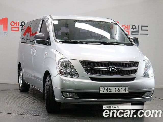 Hyundai Grand Starex CVX Luxury, 2012 1