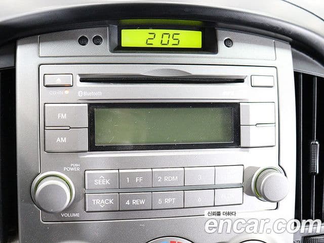 Hyundai Grand Starex CVX Luxury, 2012 13