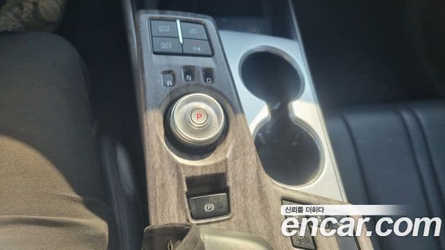 Kia K8 Trendy(таксомоторный тип), 2024 8