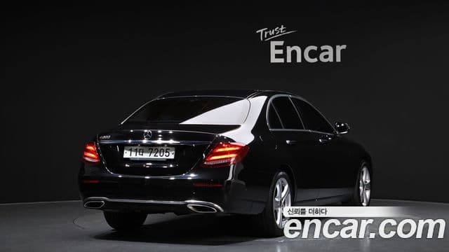 Mercedes-Benz E-класс W213 Avantgarde, 2018 2