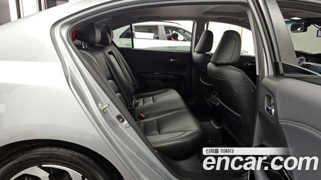 Honda 올뉴어코드 9세대, 2017 12