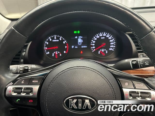 Kia All New K7 Prestige, 2016 8