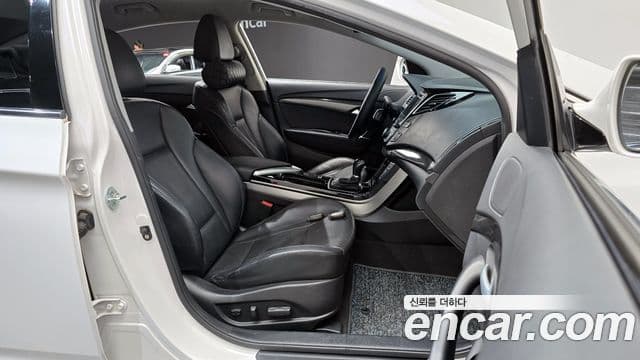 Hyundai i40 살룬 D Spec, 2015 10