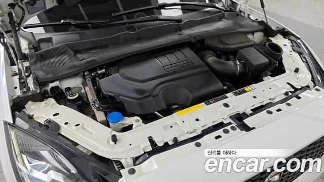 Jaguar E-PACE P250 S, 2018 6