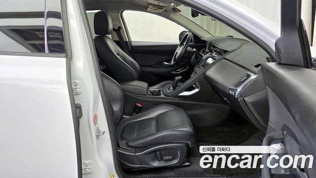 Jaguar E-PACE P250 S, 2018 11