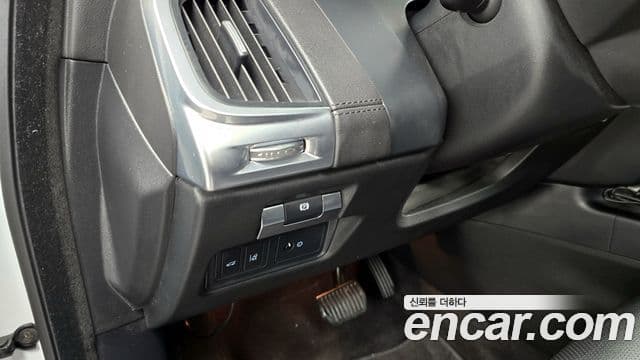 Jaguar E-PACE P250 S, 2018 16