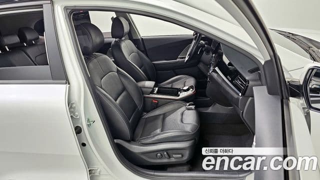 Kia Niro Plus Earth, 2023 12