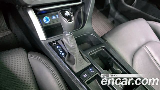 Hyundai LF Sonata 1.6 турбо Smart, 2017 9