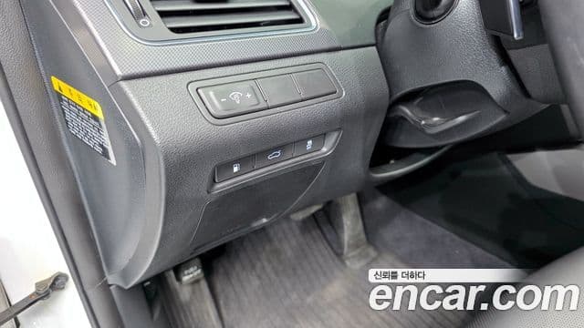 Hyundai LF Sonata 1.6 турбо Smart, 2017 17