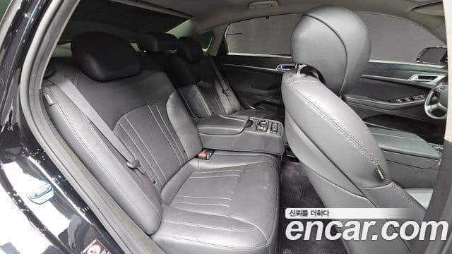Hyundai Genesis DH Premium, 2016 19
