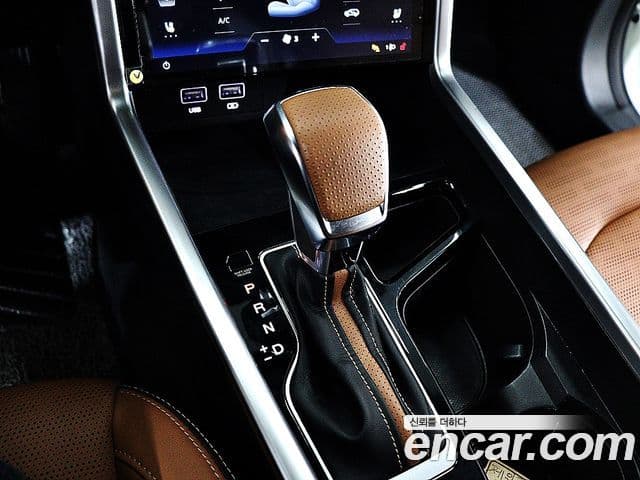 KG모빌리티(SsangYong) Torres T7, 2023 7