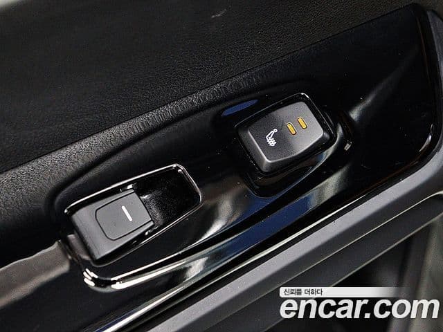 KG모빌리티(SsangYong) Torres T7, 2023 12