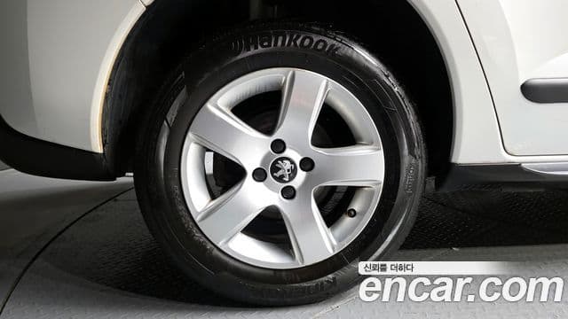 Peugeot 3008 1세대, 2015 все фото