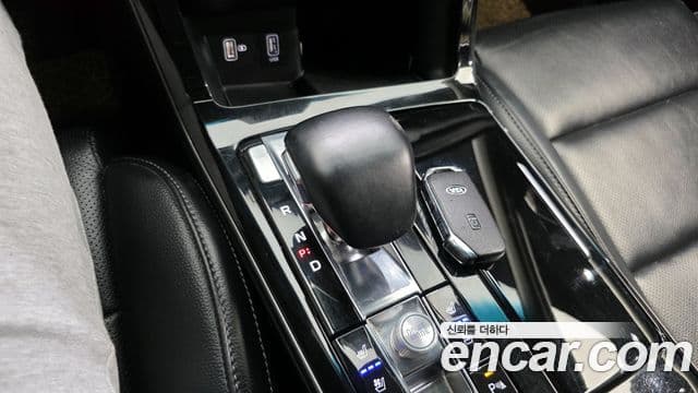 Kia K7 Premier Noblesse, 2020 9