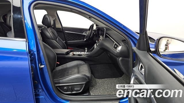 Genesis G70 Supreme, 2018 11