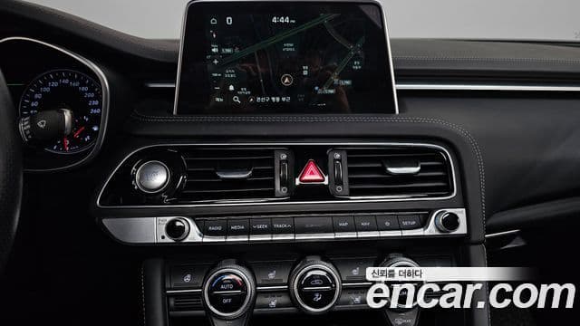 Genesis G70 Supreme, 2018 14