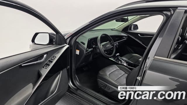 Kia D All New Niro Prestige, 2022 10
