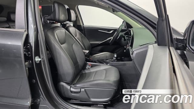 Kia D All New Niro Prestige, 2022 11