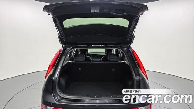 Kia D All New Niro Prestige, 2022 20