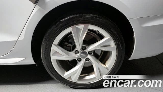 Audi A4 (B9) Premium, 2021 все фото