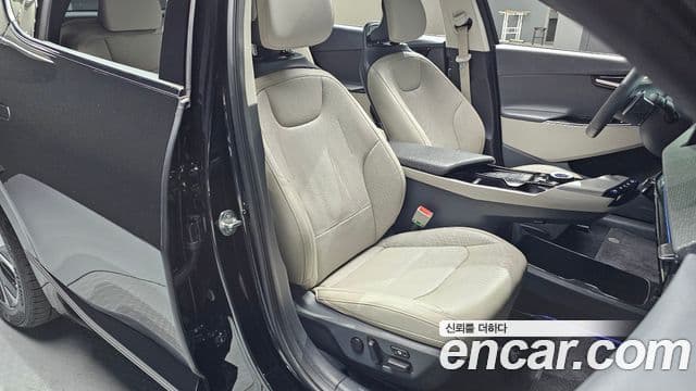 Kia EV6 Earth, 2023 11