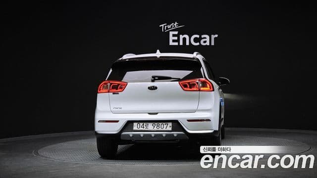 Kia Niro Noblesse, 2018 4