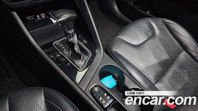 Kia Niro Noblesse, 2018 9