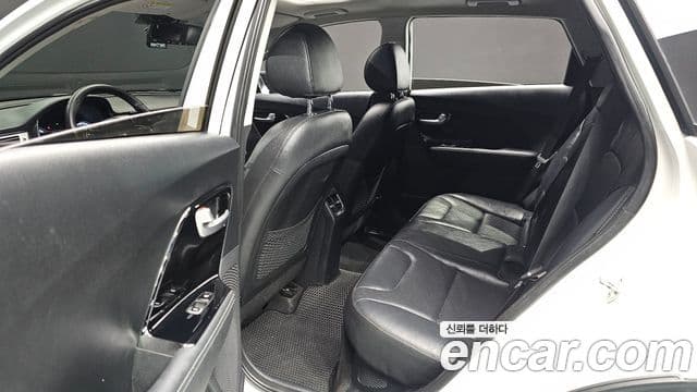 Kia Niro Noblesse, 2018 12