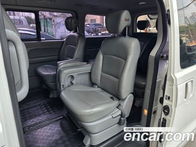 Hyundai Grand Starex Smart, 2018 14