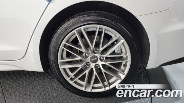 Genesis G70 Advanced, 2019 все фото