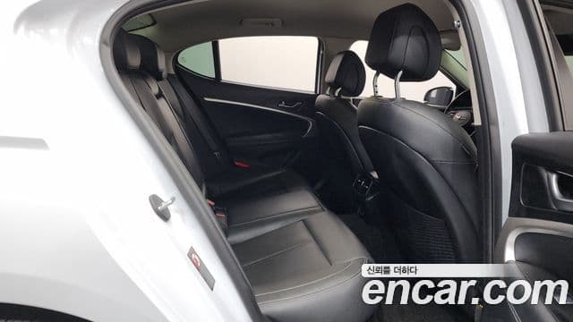 Genesis G70 Advanced, 2019 12