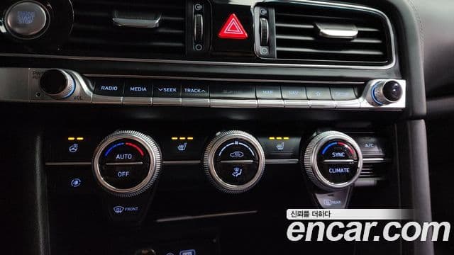 Genesis G70 Advanced, 2019 18