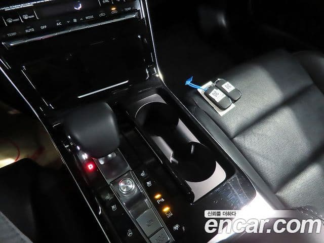 Kia K7 Premier Noblesse, 2020 9