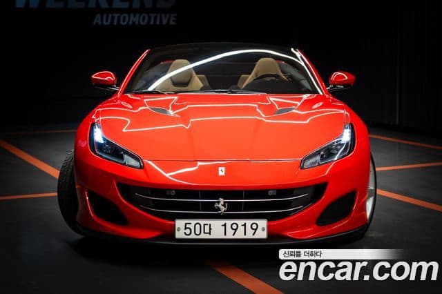 Ferrari 포르토피노 3.9 V8, 2019 3