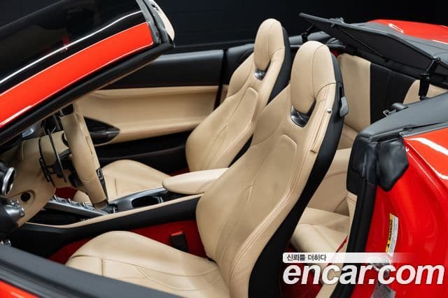 Ferrari 포르토피노 3.9 V8, 2019 6