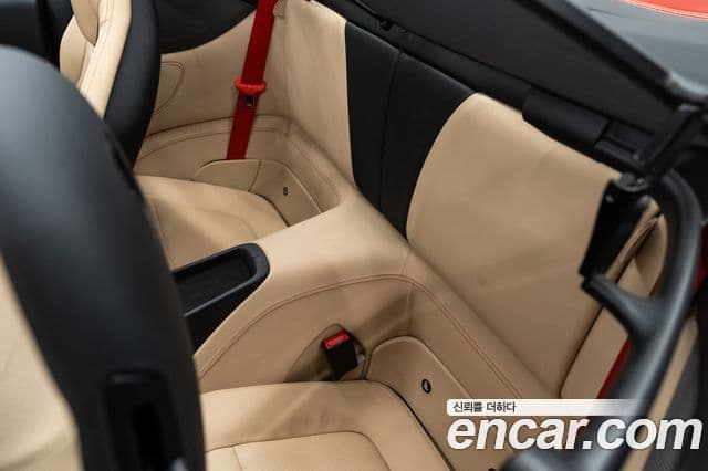 Ferrari 포르토피노 3.9 V8, 2019 8
